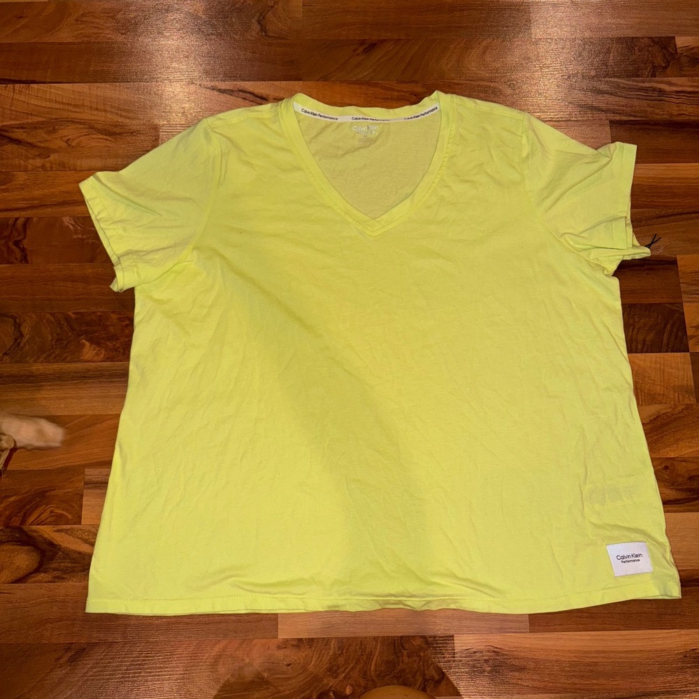 Calvin Klein Performance Women's‎ 3X V-Neck T-Shirt Top Neon Yellow Active gym